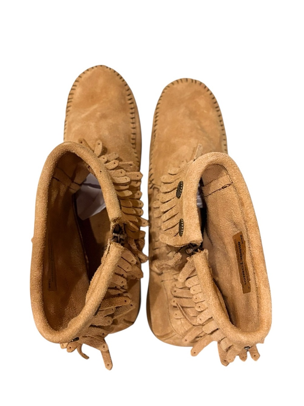 Minnetonka Tan Suede Moccasin Fringe Fall Cozy Short Boots Zip Closure sz 8.5 - Picture 10 of 15
